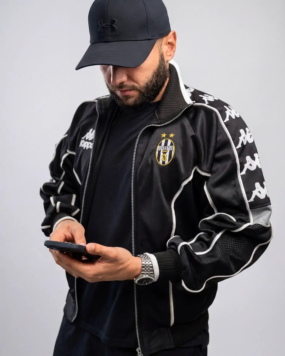 Streetwear - Iconic Football Shop