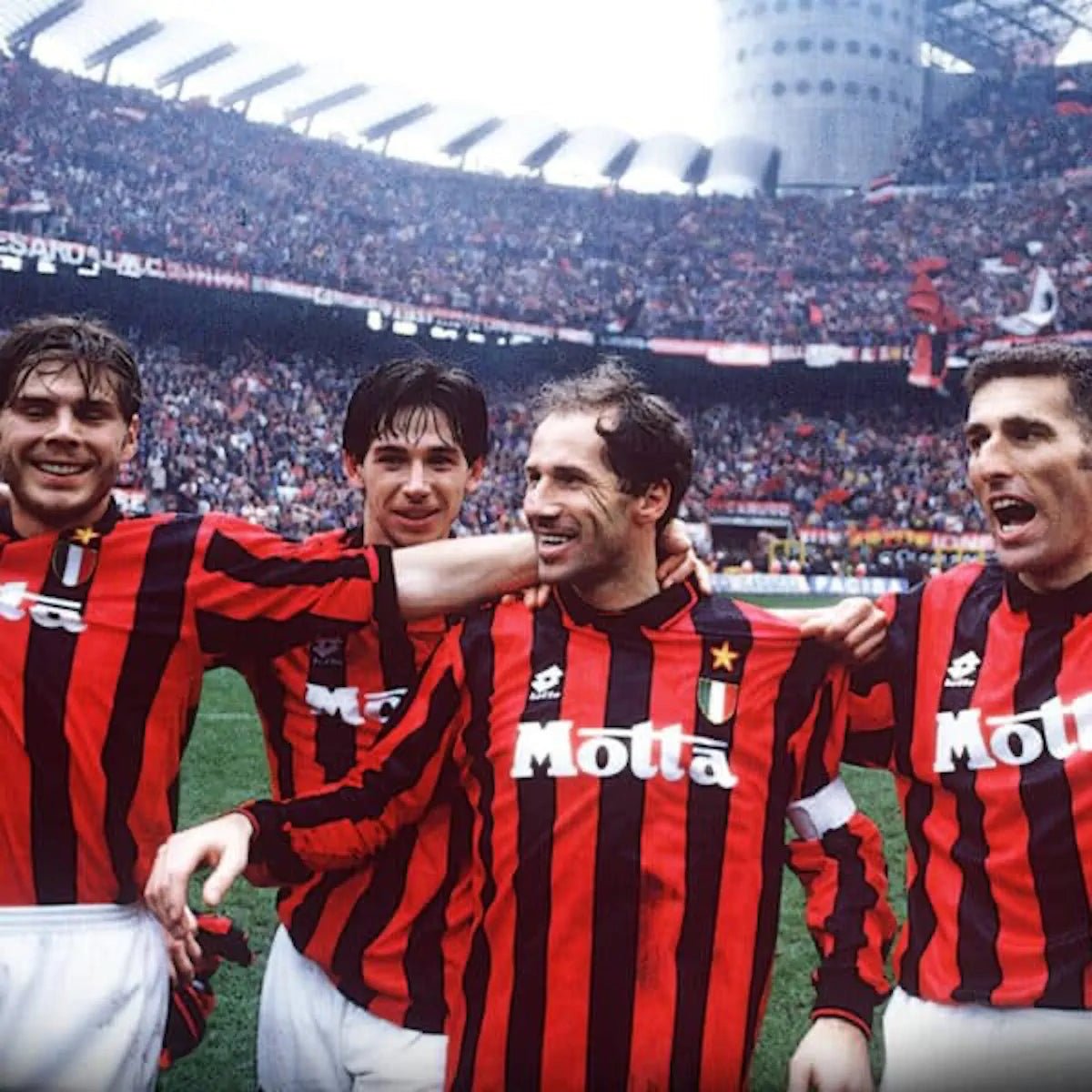 1993/94 AC Milan Domicile (10/12a) - Iconic Football Shop