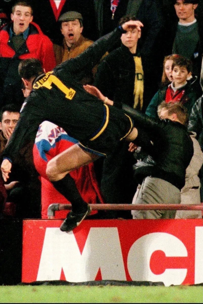 1993/95 Manchester United Extérieur - Cantona 7 (S) - Iconic Football Shop