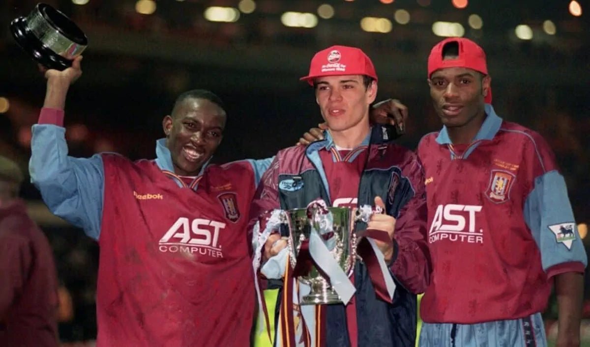 1995/96 Aston Villa Domicile (L) - Iconic Football Shop