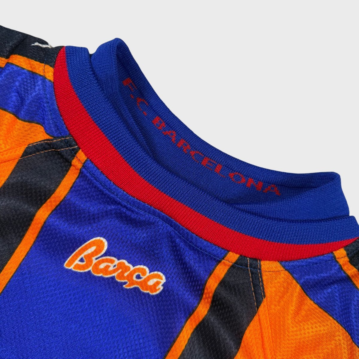 1997/98 Barcelone Extérieur (M) - Iconic Football Shop