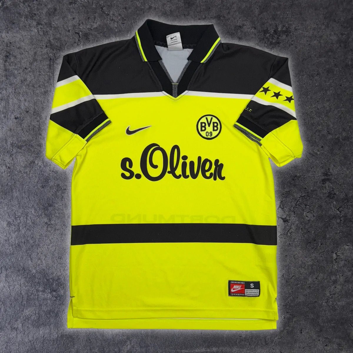 1997/98 Dortmund Domicile (S) - Iconic Football Shop