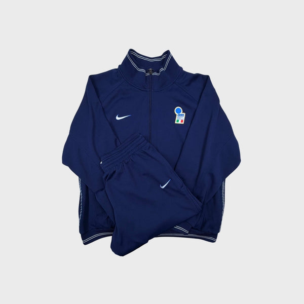 1997/98 Italie Ensemble Nike *COMPLET* (XL) - Iconic Football Shop
