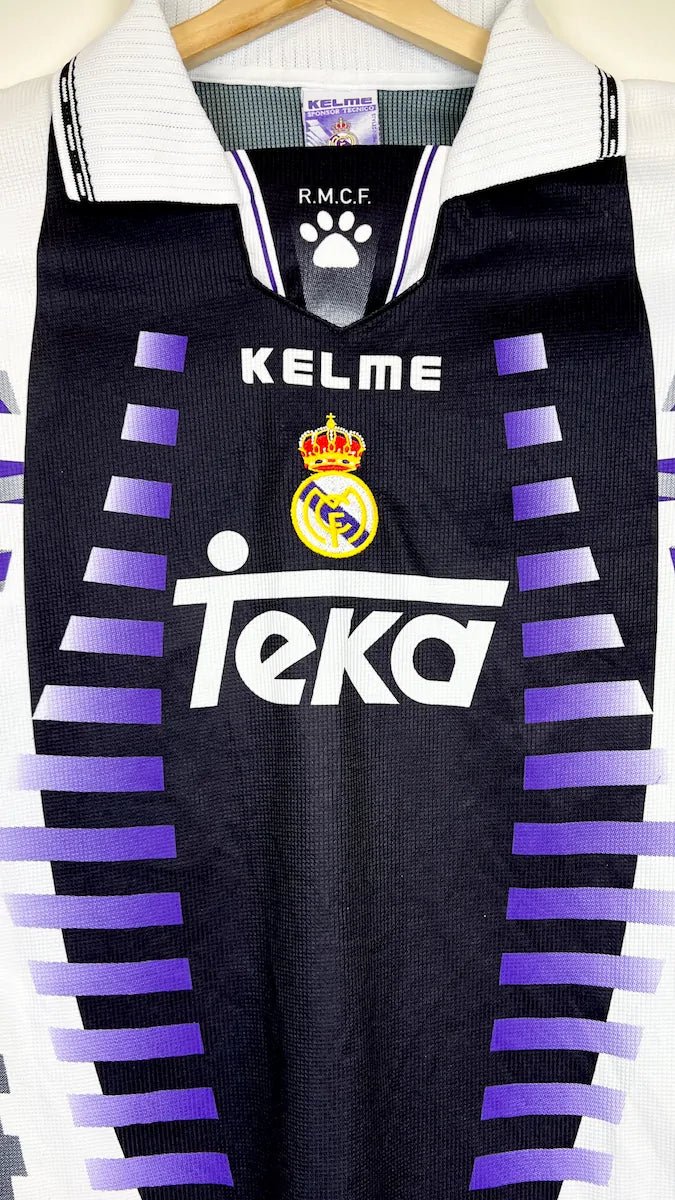 1997/98 Real Madrid Third - Karembeu 22 *PRÉPARÉ/PORTÉ* (XL) - Iconic Football Shop