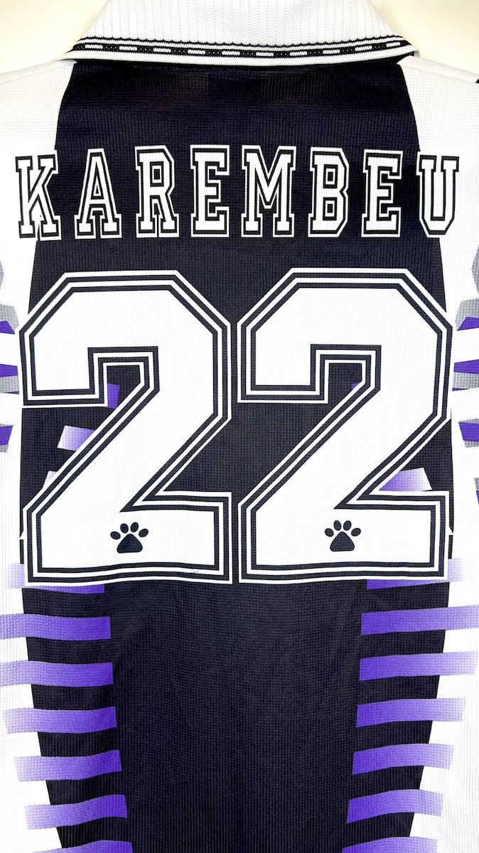 1997/98 Real Madrid Third - Karembeu 22 *PRÉPARÉ/PORTÉ* (XL) - Iconic Football Shop