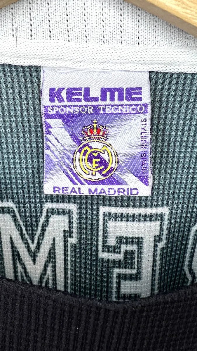 1997/98 Real Madrid Third - Karembeu 22 *PRÉPARÉ/PORTÉ* (XL) - Iconic Football Shop