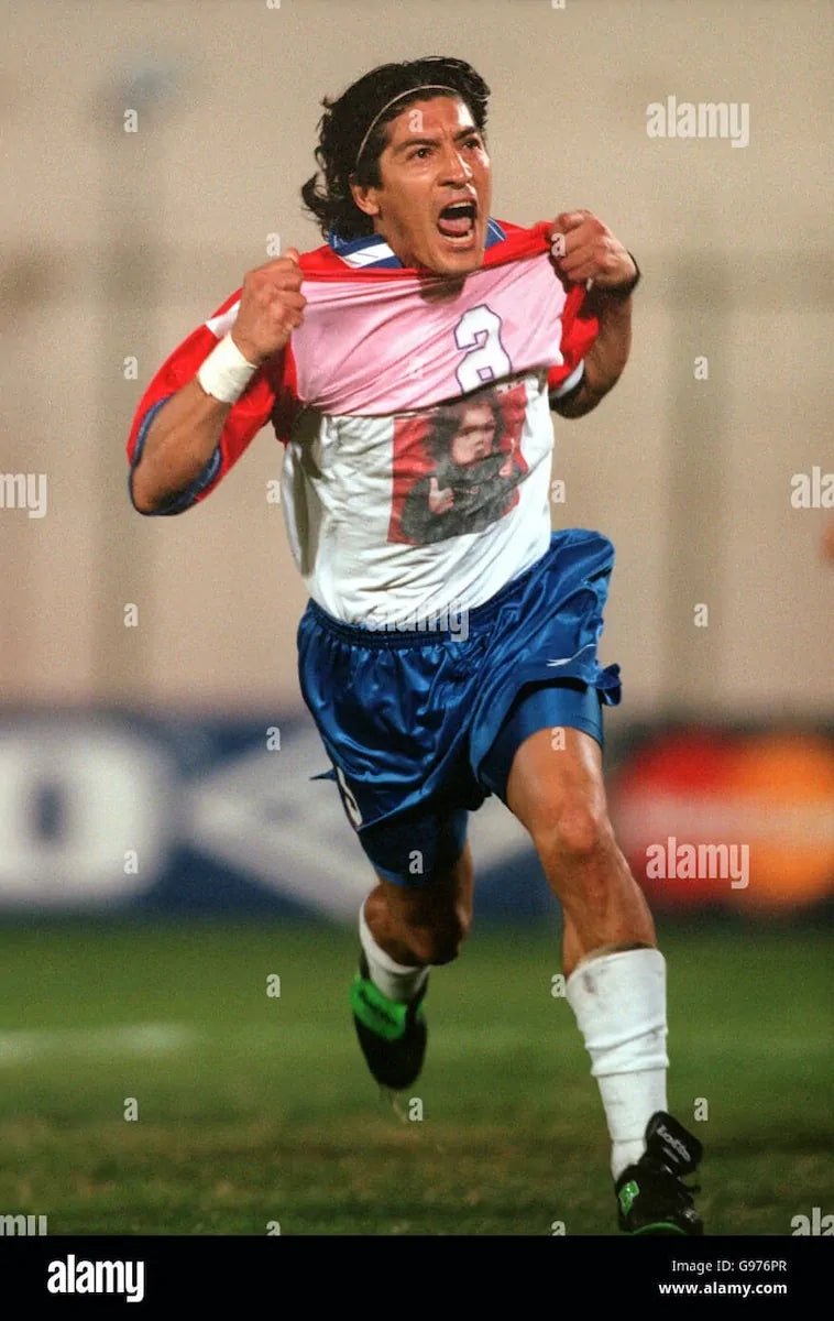 1997/99 Chili Domicile - Zamorano 9 (XL) - Iconic Football Shop