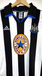 1997/99 Newcastle Domicile (L) - Iconic Football Shop