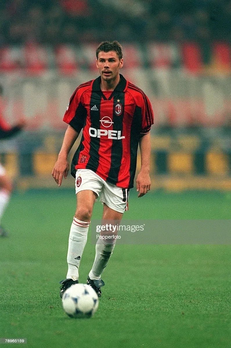 1998/00 AC Milan Domicile (L) - Iconic Football Shop