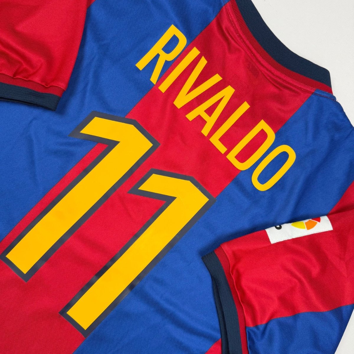 1998/00 Barcelone Domicile - Rivaldo 11 (L) - Iconic Football Shop