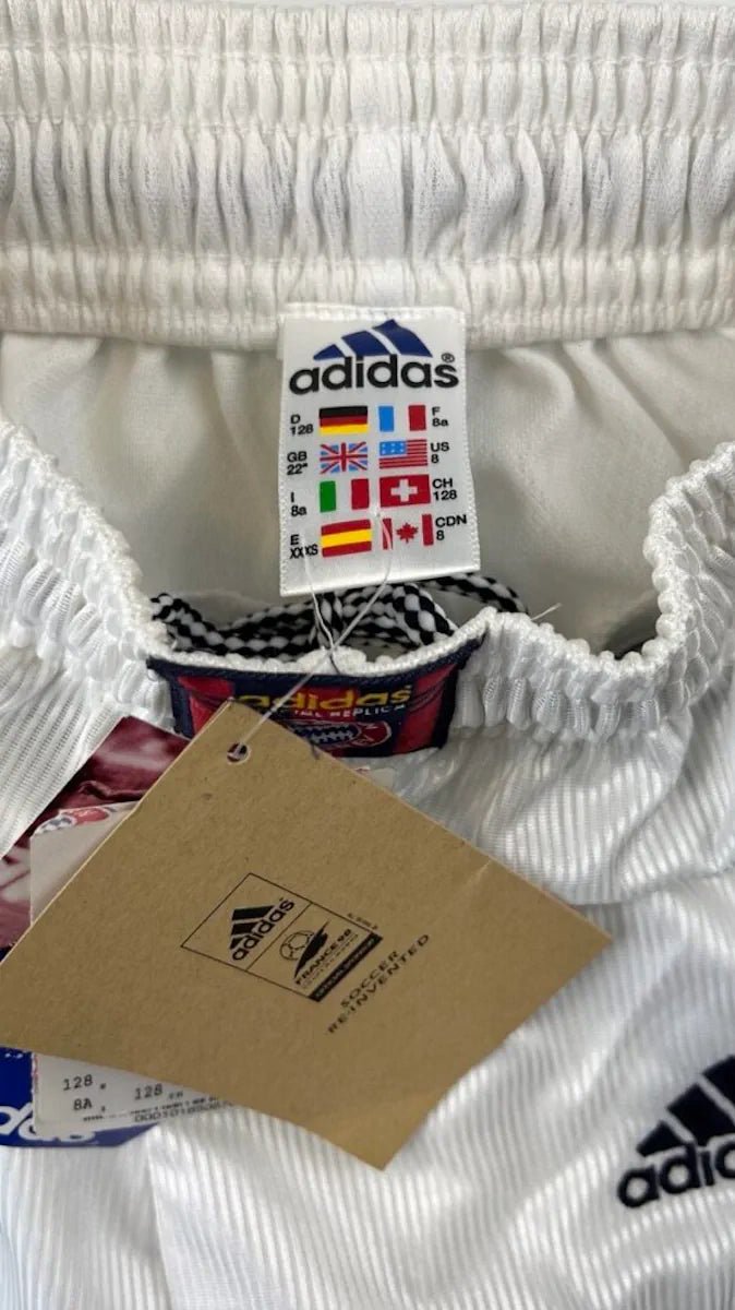 1998/00 Bayern Munich Short (8a) - Iconic Football Shop