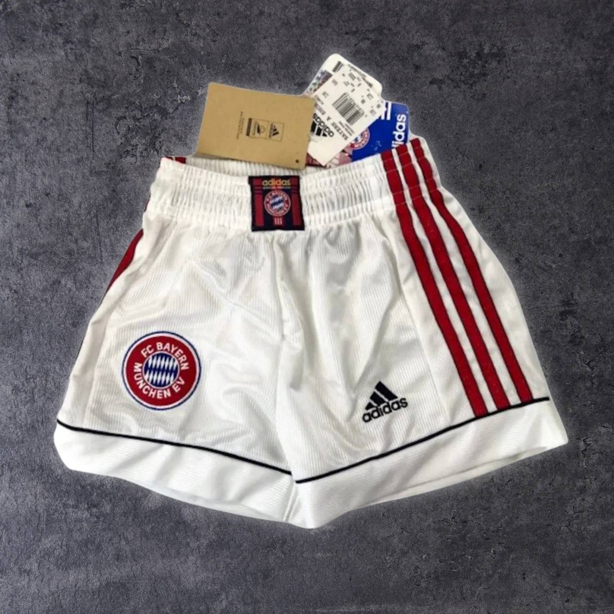 1998/00 Bayern Munich Short (8a) - Iconic Football Shop