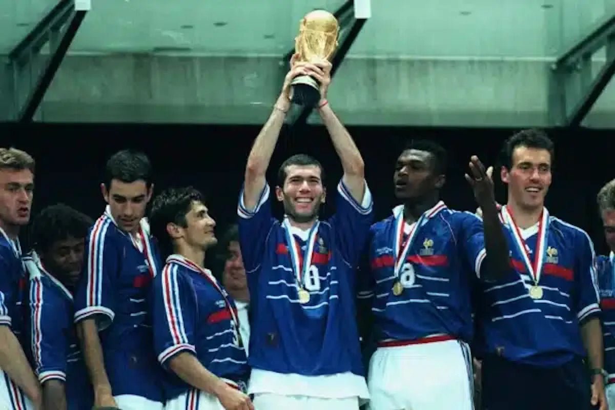 1998/00 France Domicile (XL) - Iconic Football Shop