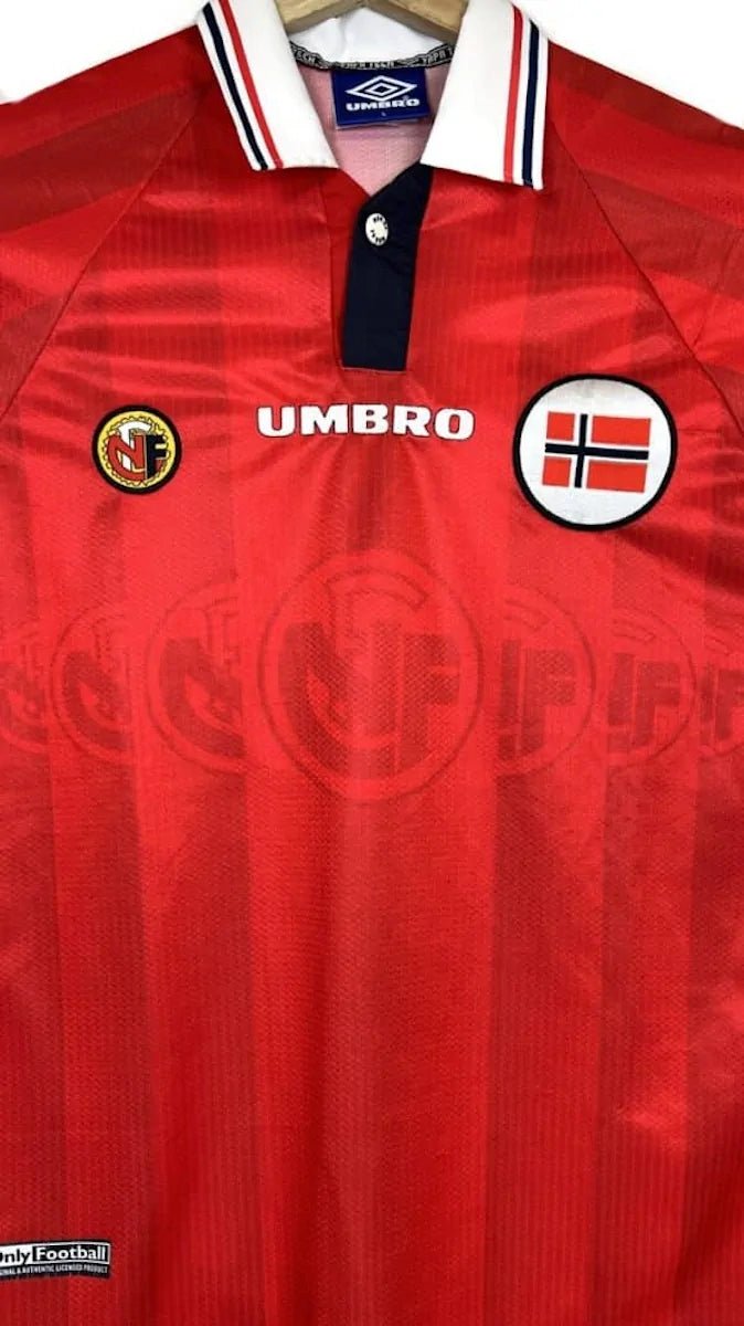 1998/00 Norvège Domicile (L) - Iconic Football Shop
