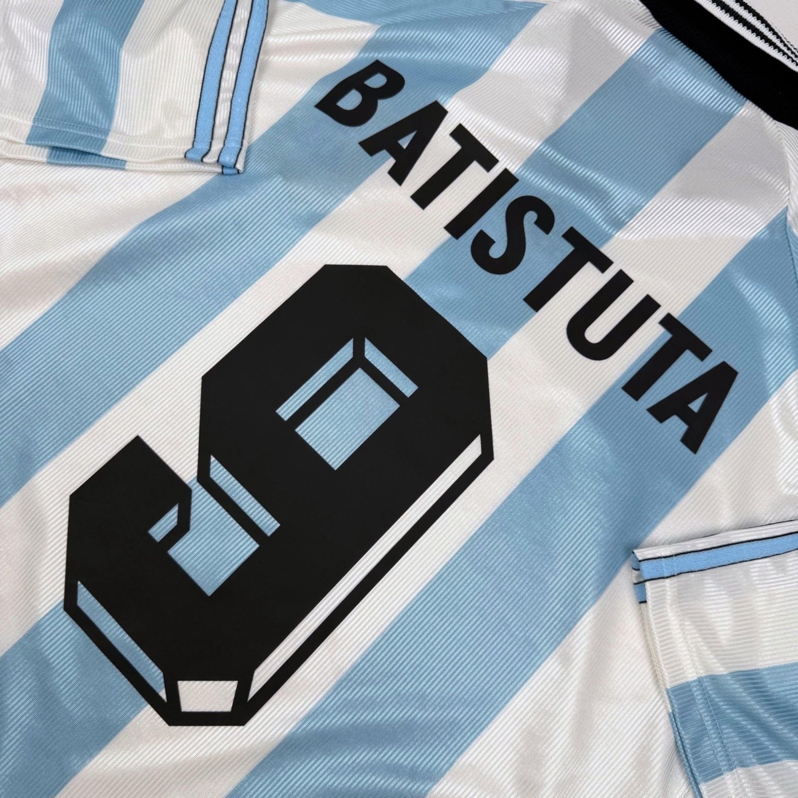 1998/99 Argentine Domicile - Batistuta 9 (XL) - Iconic Football Shop