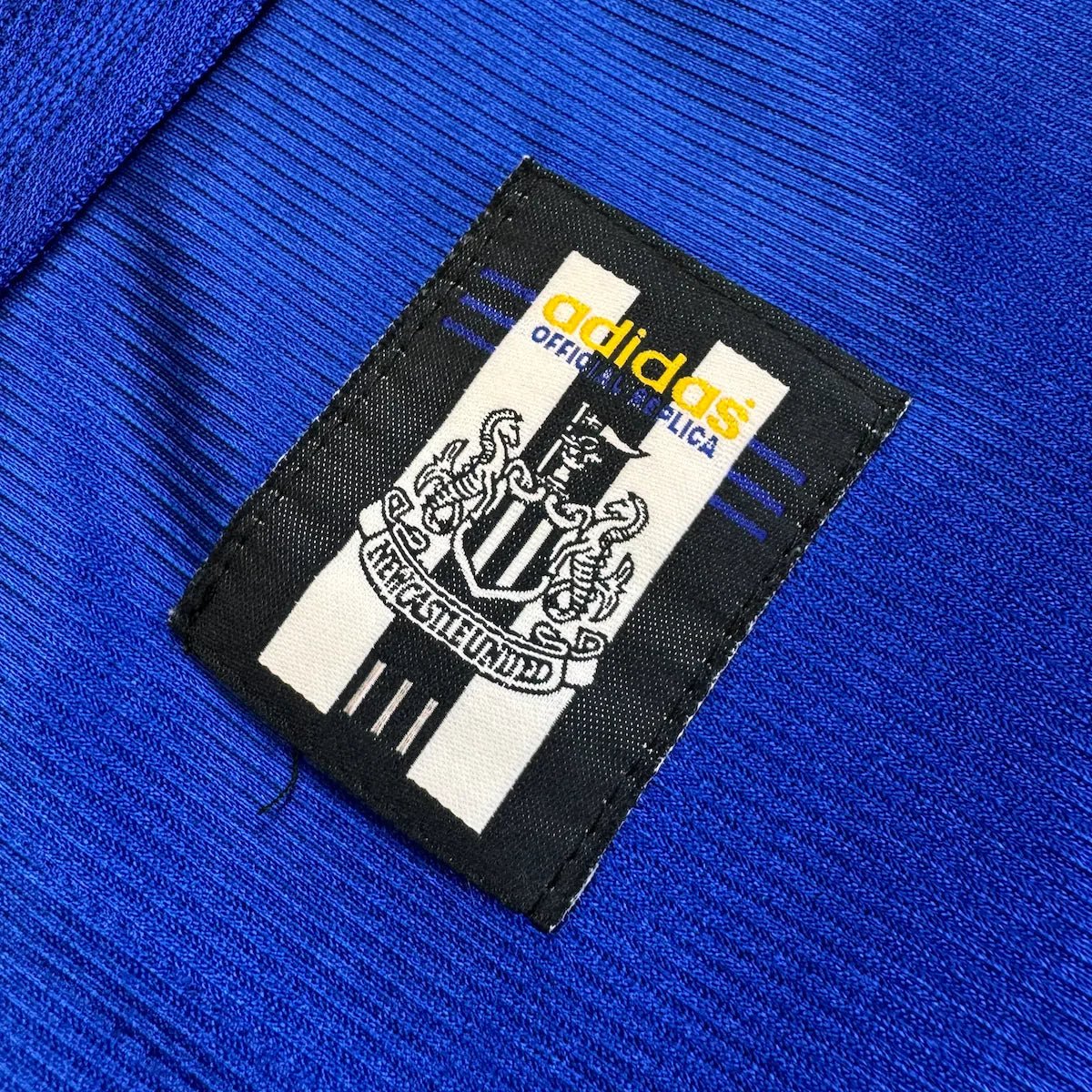 1998/99 Newcastle Extérieur (M) - Iconic Football Shop