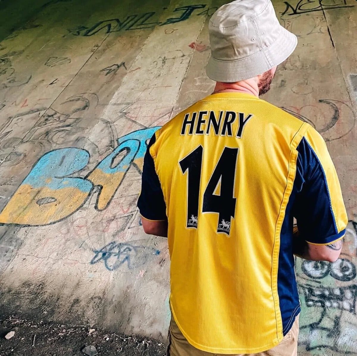 1999/00 Arsenal Extérieur - Henry 14 (XL) - Iconic Football Shop