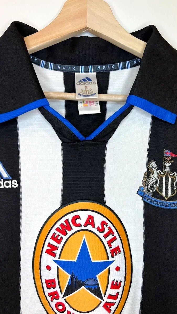 1999/00 Newcastle Domicile - Shearer 9 (M) - Iconic Football Shop