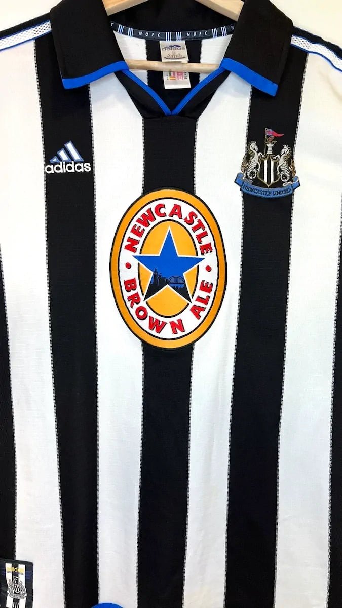 1999/00 Newcastle Domicile - Shearer 9 (M) - Iconic Football Shop