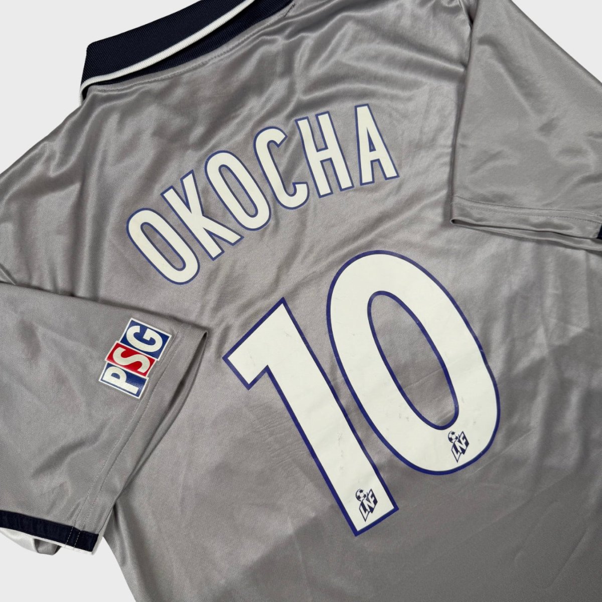 1999/00 PSG Extérieur - Okocha 10 (L) - Iconic Football Shop