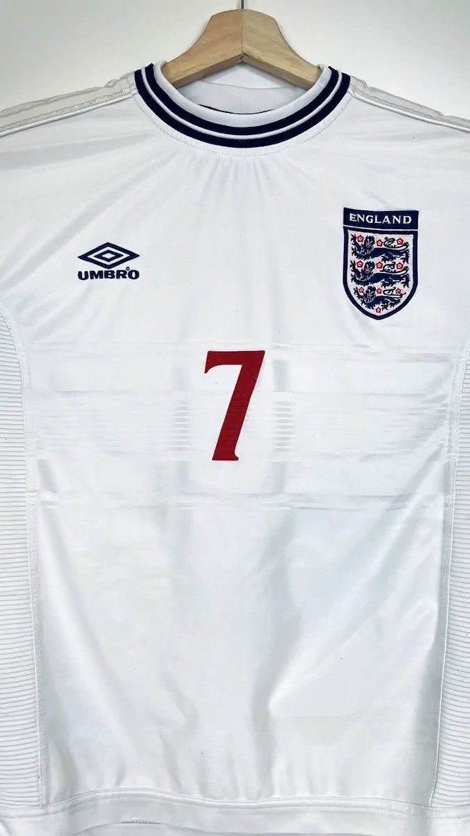 1999/01 Angleterre Domicile - Beckham 7 (M) - Iconic Football Shop