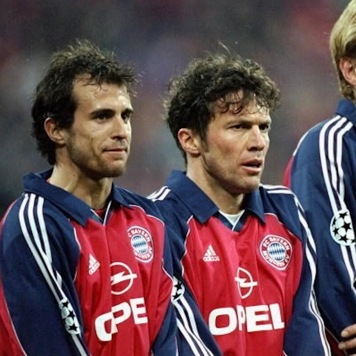 1999/01 Bayern Munich Domicile (L) - Iconic Football Shop