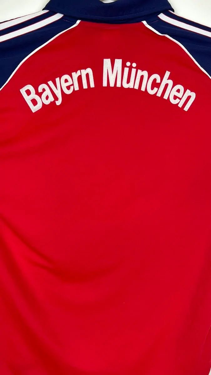 1999/01 Bayern Munich Domicile (L) - Iconic Football Shop