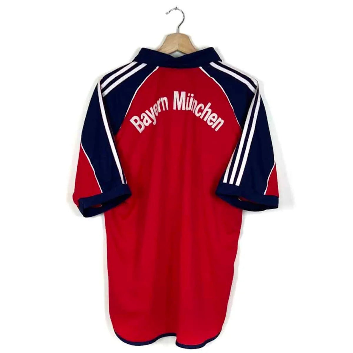 1999/01 Bayern Munich Domicile (L) - Iconic Football Shop