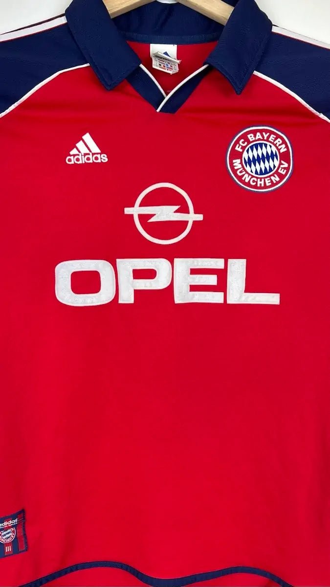 1999/01 Bayern Munich Domicile (L) - Iconic Football Shop