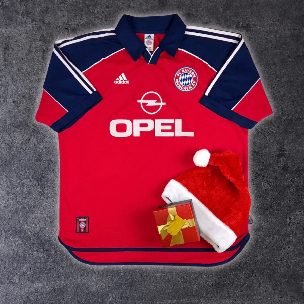 1999/01 Bayern Munich Domicile (XL) - Iconic Football Shop