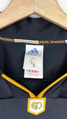 1999/01 Real Madrid Extérieur (M) - Iconic Football Shop