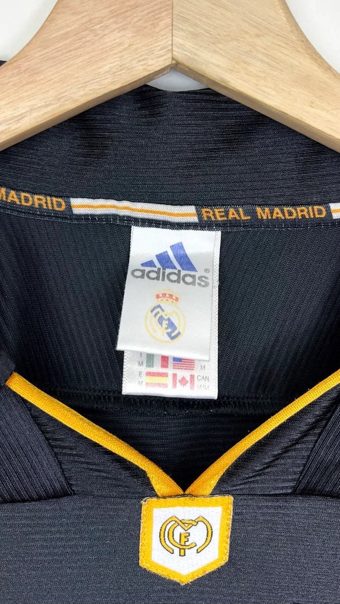 1999/01 Real Madrid Extérieur (M) - Iconic Football Shop