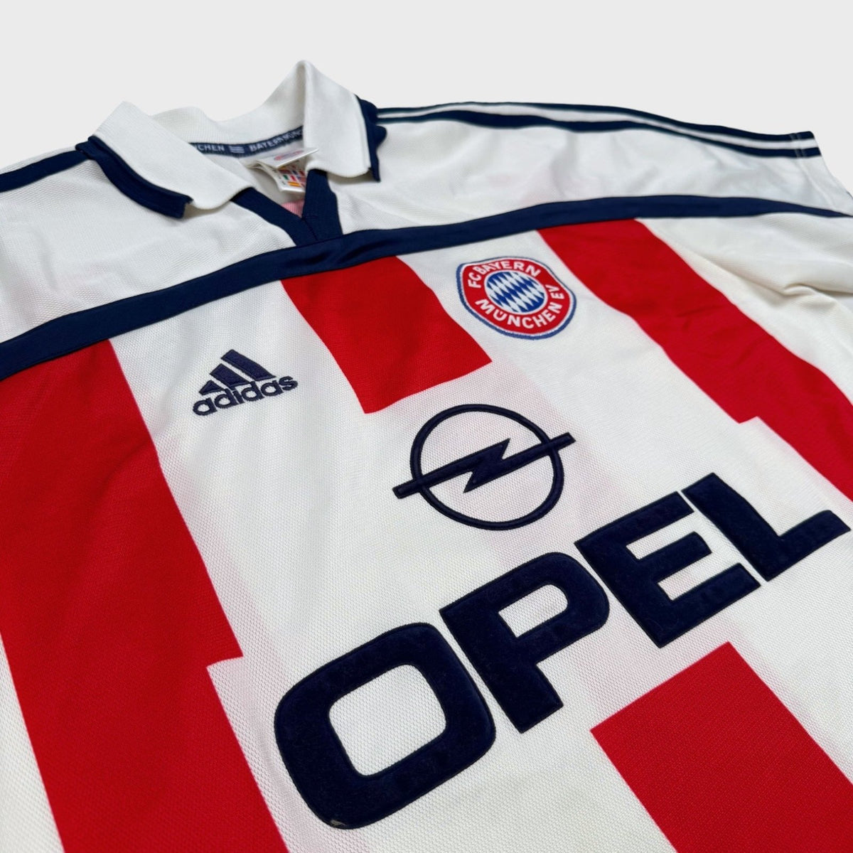 2000/01 Bayern Munich Extérieur (M) - Iconic Football Shop