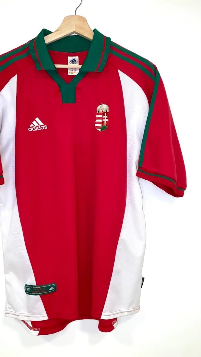 2000/01 Hongrie Domicile (L) - Iconic Football Shop