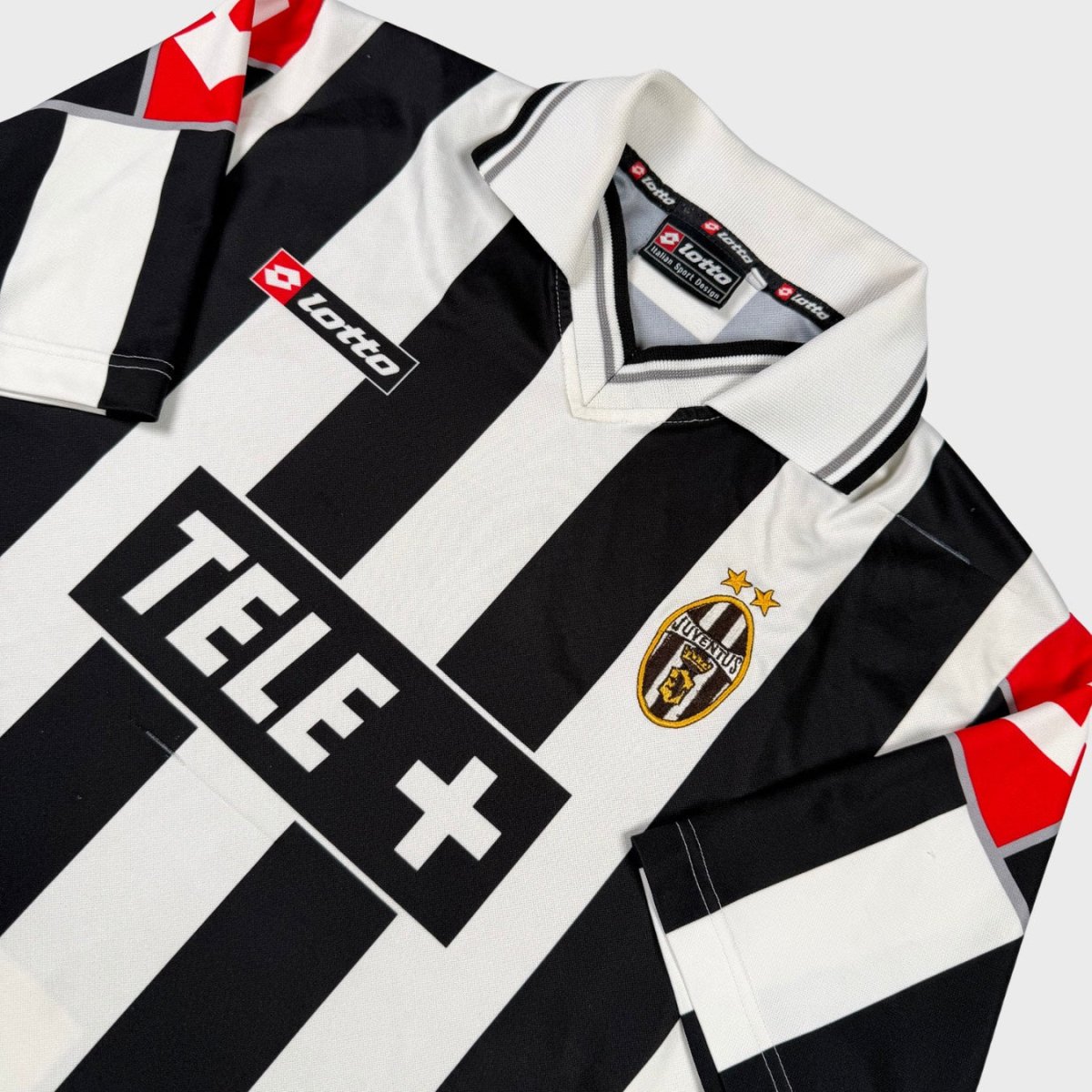 2000/01 Juventus Domicile (L) - Iconic Football Shop