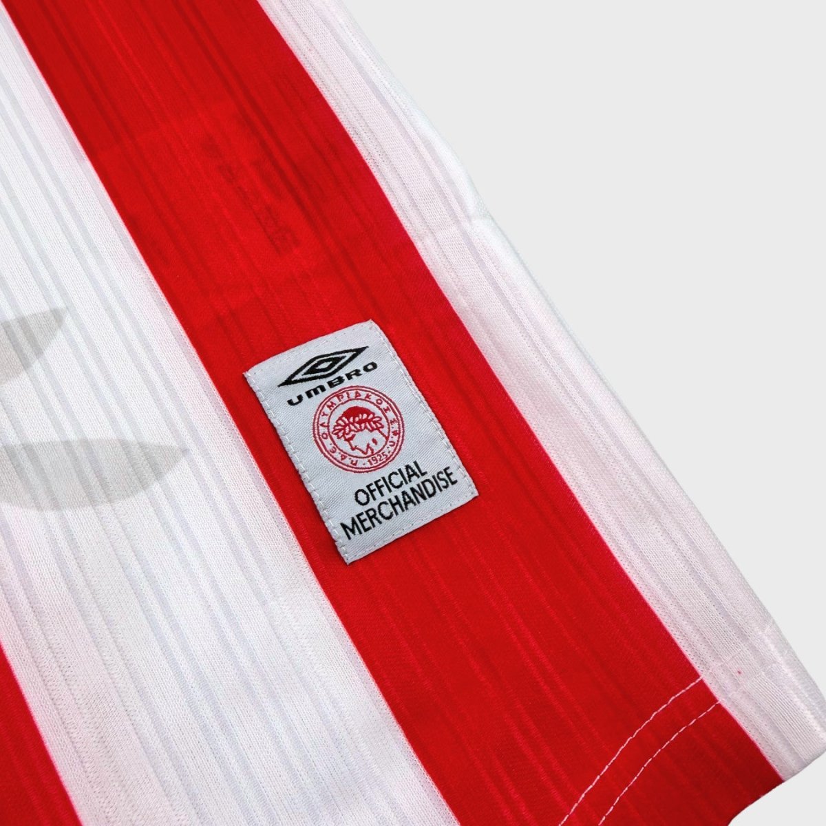 2000/01 Olympiakos Domicile (L) - Iconic Football Shop