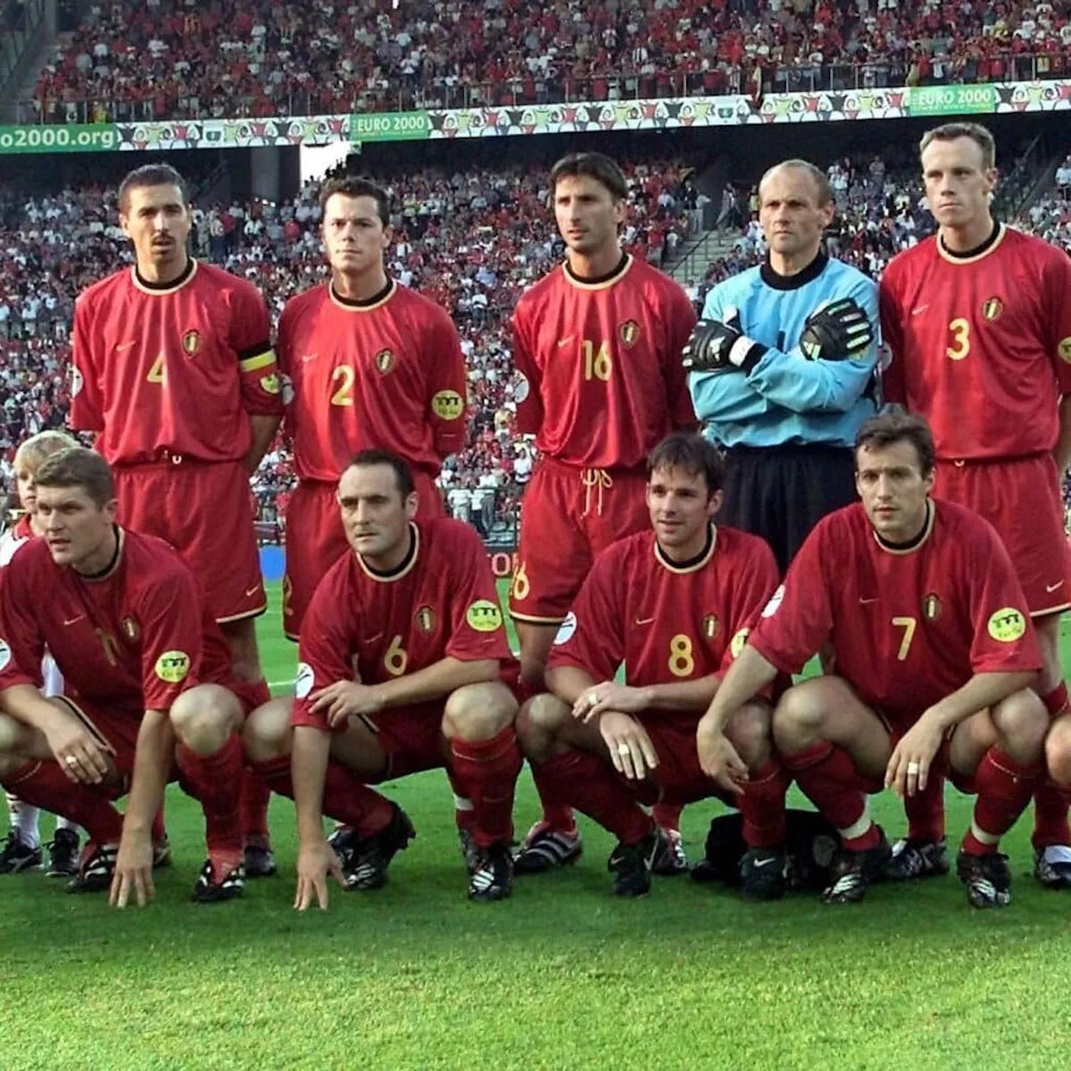 2000/02 Belgique Domicile (XL) - Iconic Football Shop