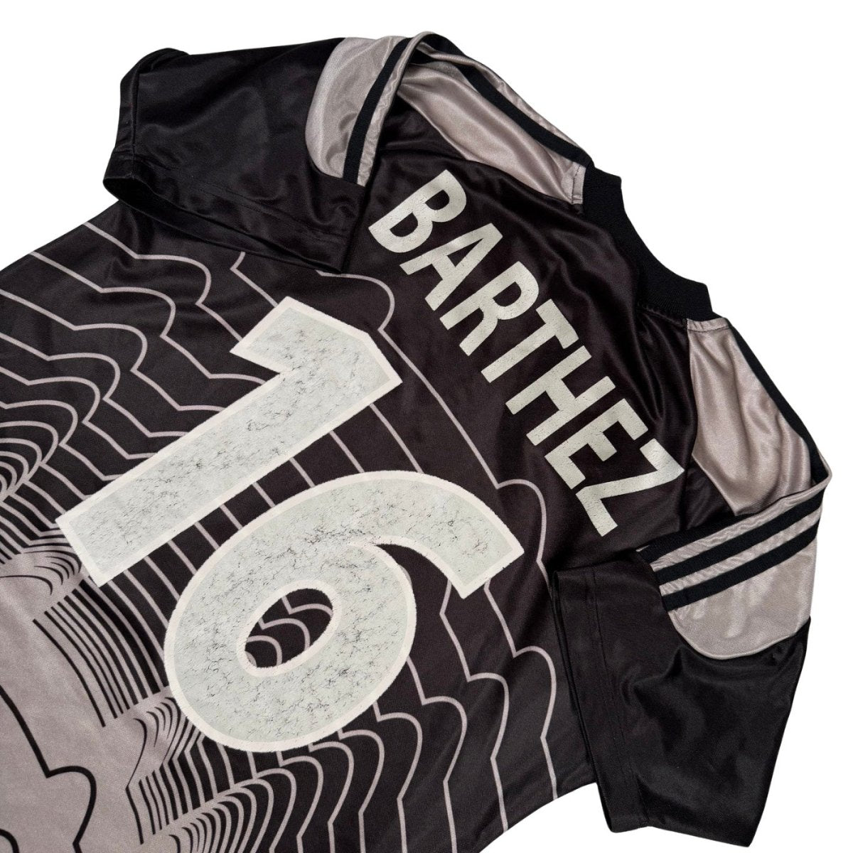 2000/02 France Goal Keeper - Barthez 16 (S) - Iconic Football Shop