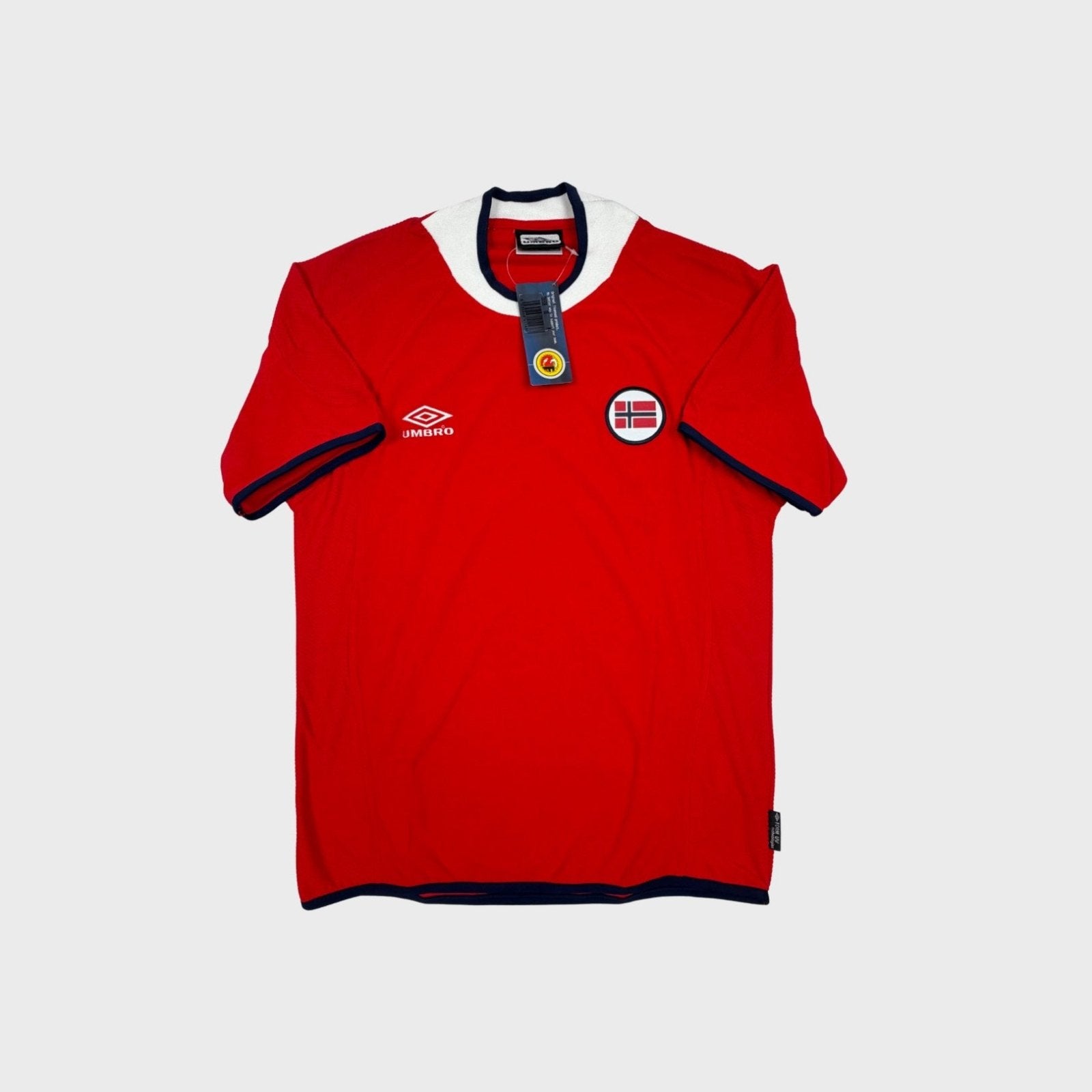 2000/02 Norvège Domicile (L) - Iconic Football Shop