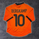 2000/02 Pays - Bas Domicile - Bergkamp 10 (S) - Iconic Football Shop