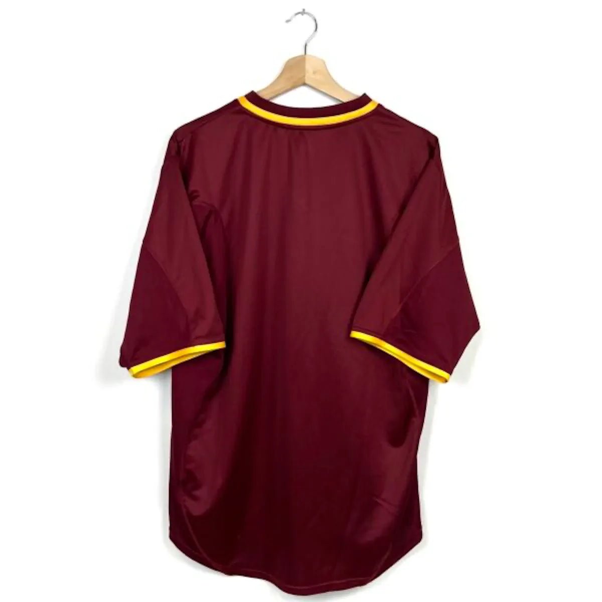 2000/02 Portugal Domicile (L) - Iconic Football Shop