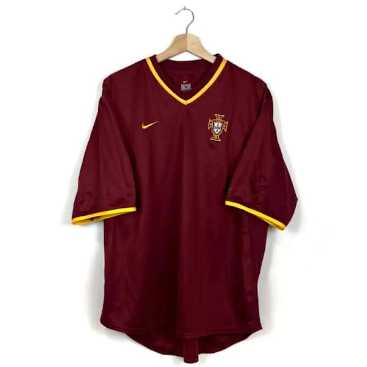 2000/02 Portugal Domicile (L) - Iconic Football Shop