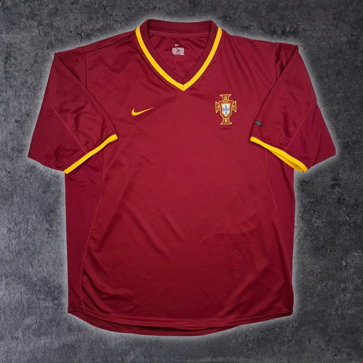 2000/02 Portugal Domicile (M) - Iconic Football Shop