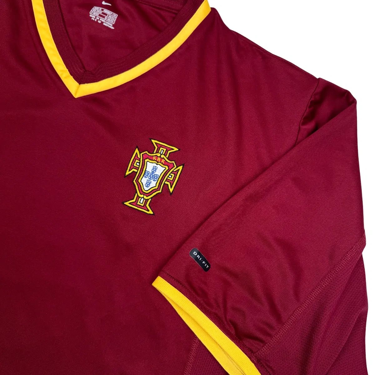 2000/02 Portugal Domicile (M) - Iconic Football Shop