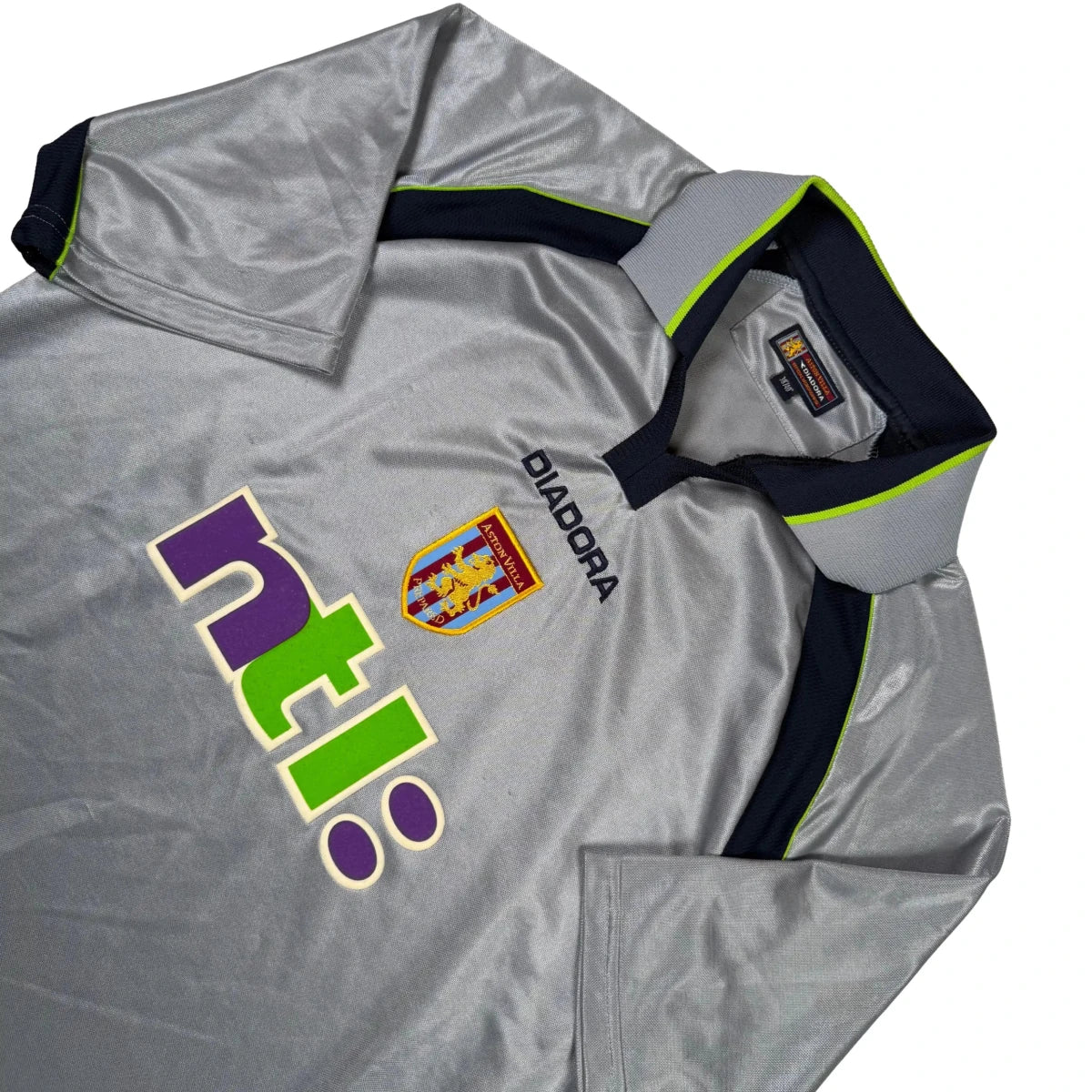 2001/02 Aston Villa Extérieur (M) - Iconic Football Shop