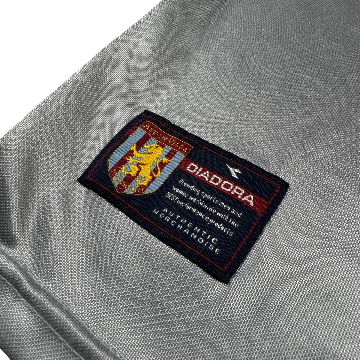 2001/02 Aston Villa Extérieur (M) - Iconic Football Shop