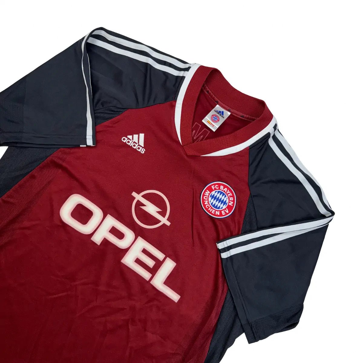 2001/02 Bayern Munich Domicile (L) - Iconic Football Shop