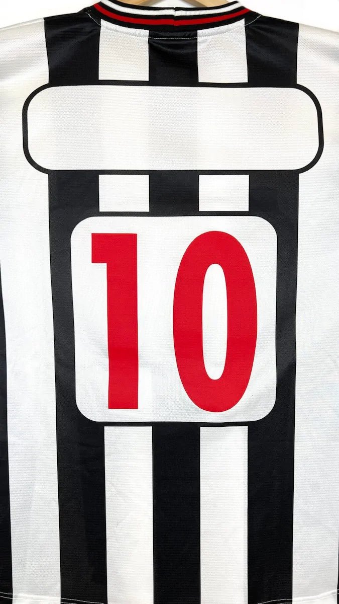 2001/02 Charleroi Domicile - 10 (XL) - Iconic Football Shop