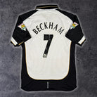 2001/02 Manchester United Extérieur - Beckham 7 *CENTENAIRE* (L) - Iconic Football Shop