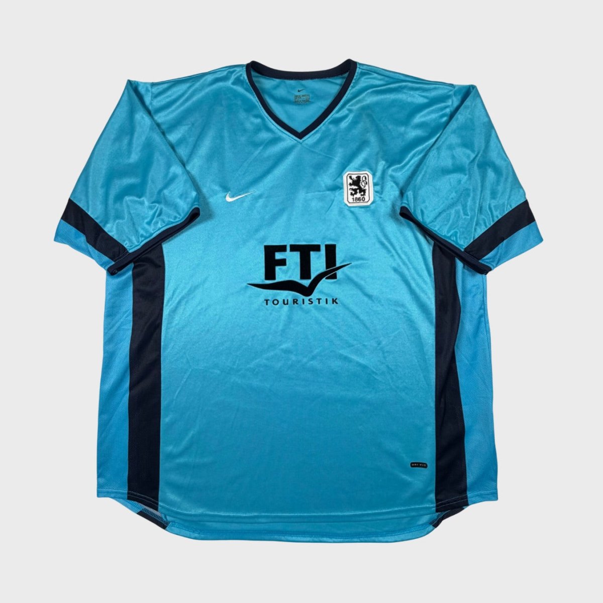 2001/02 Munich 1860 Domicile (2XL) - Iconic Football Shop